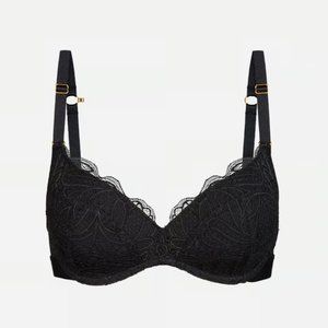 Lively The Lace No-Wire Push-Up: Jet Black - 32A